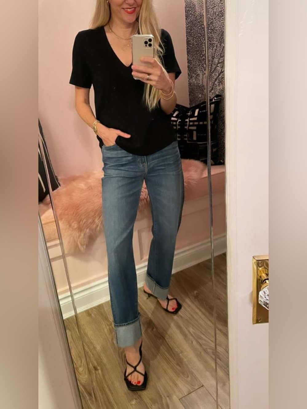 VERONICA BEARD
CINDY V-NECK TEE - BLACK size M